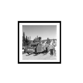 Glass picture w/frame Skiturister og snøbil 80cm x 80cm 10094